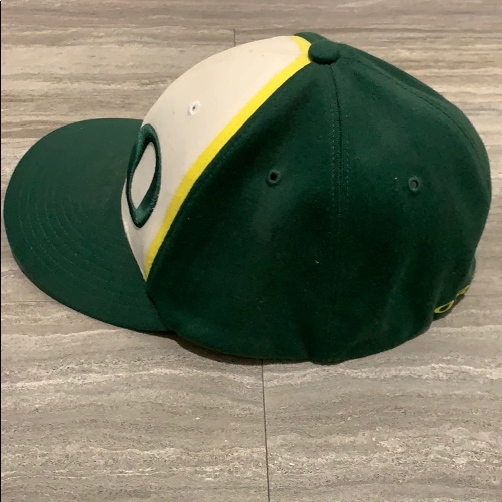 Nike Oregon Ducks Flex Hat - Picture 8 of 9